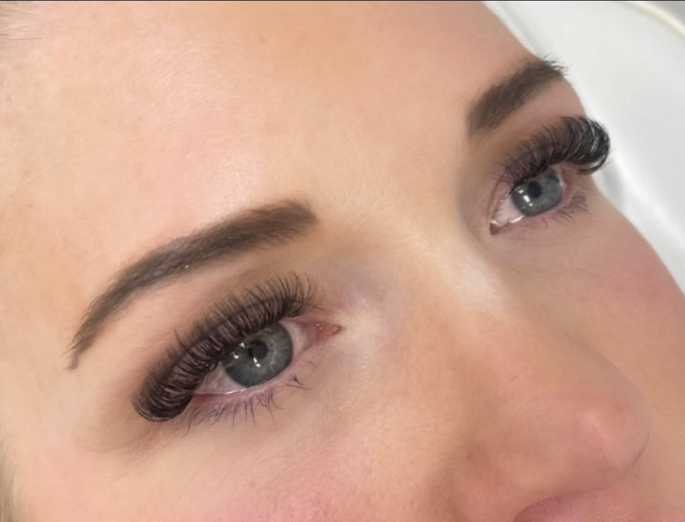 Full Set Hybrid Lashes