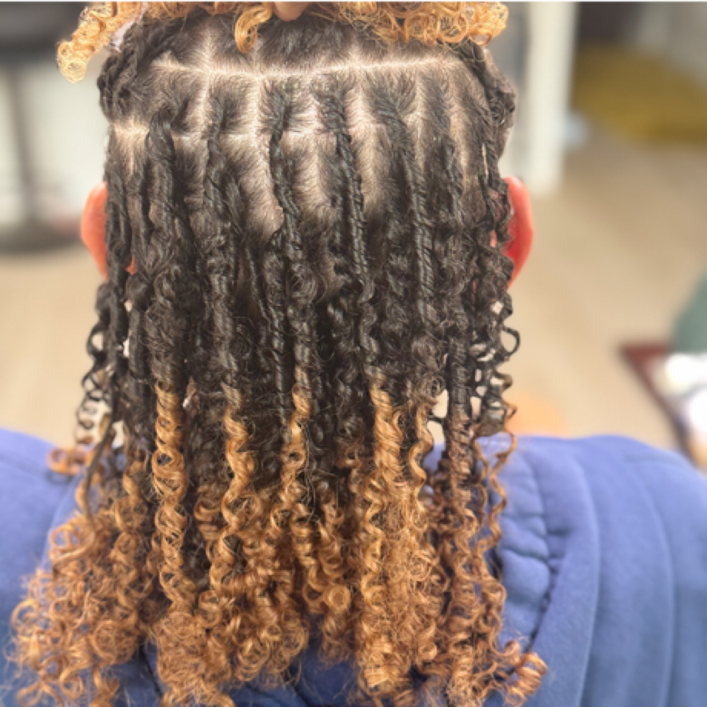 Sassy Starter Locs at Sassy Locs ATL LLC in Griffin, GA