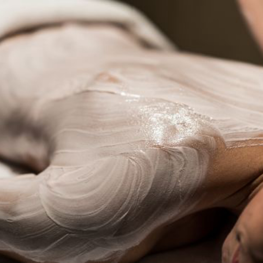 Back Wax W/ Mask at Bbyskyn Co in Modesto, CA