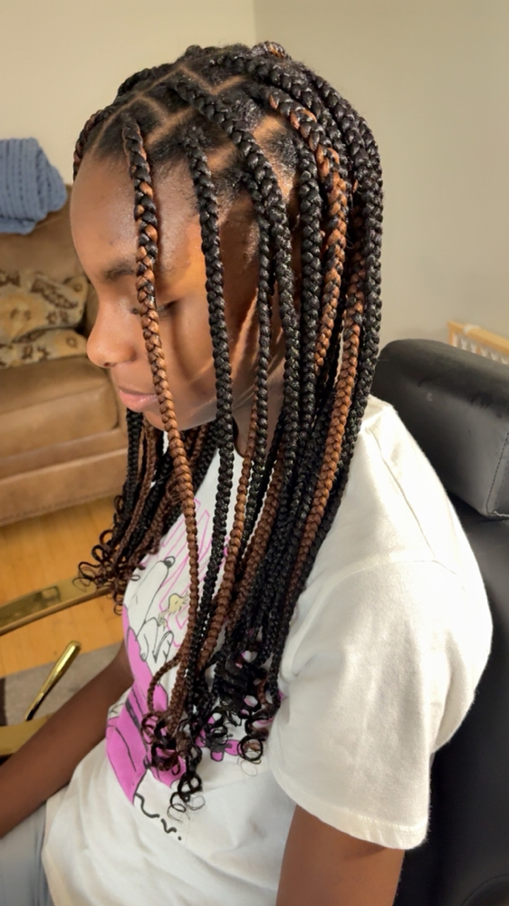 Medium Knotless at Styled by LuxuryQTee in Bessemer, AL