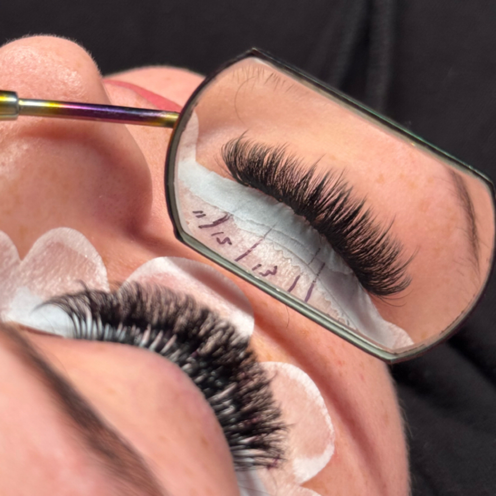 LASH EXTENSIONS at VFB in San Pablo, CA