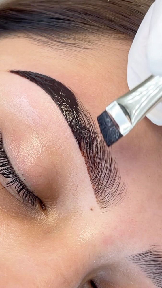 Brow Wax & Tint
