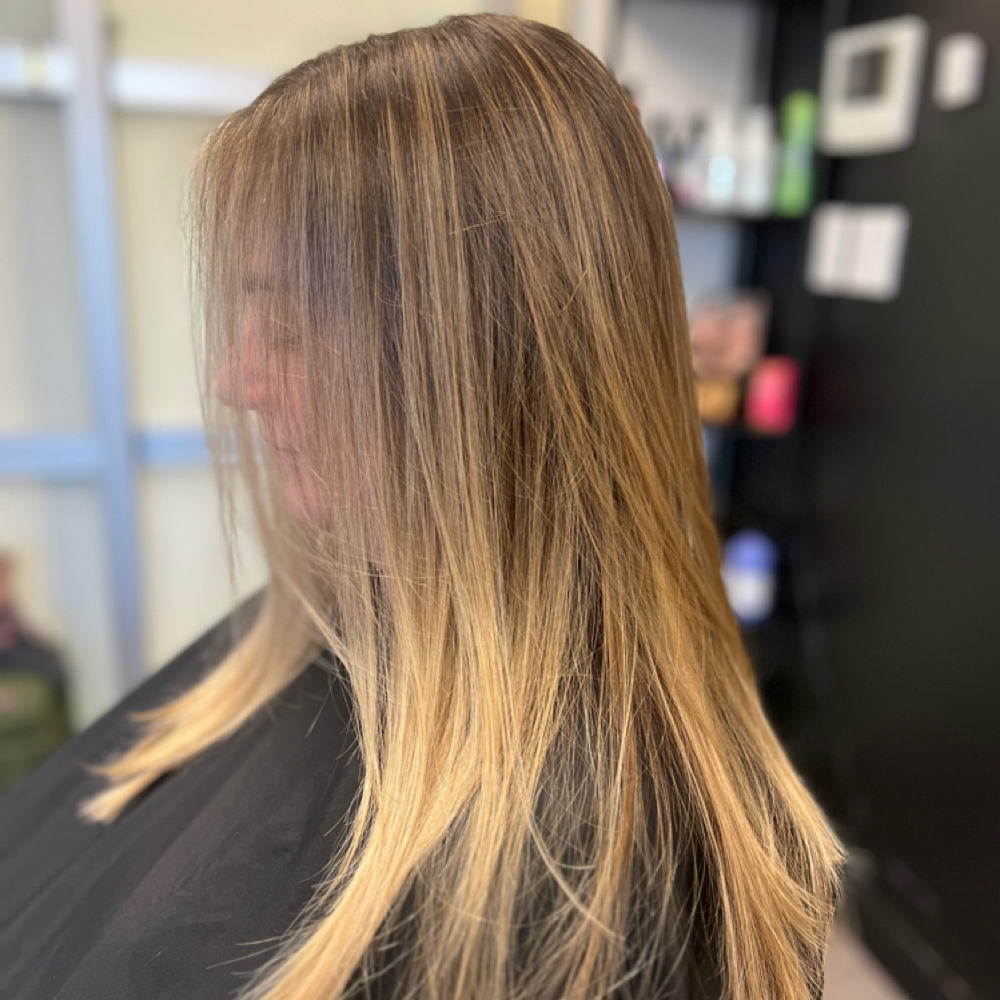 Shadow Root/Tap at Manifest Salon by Bri Wallace in Murfreesboro, TN