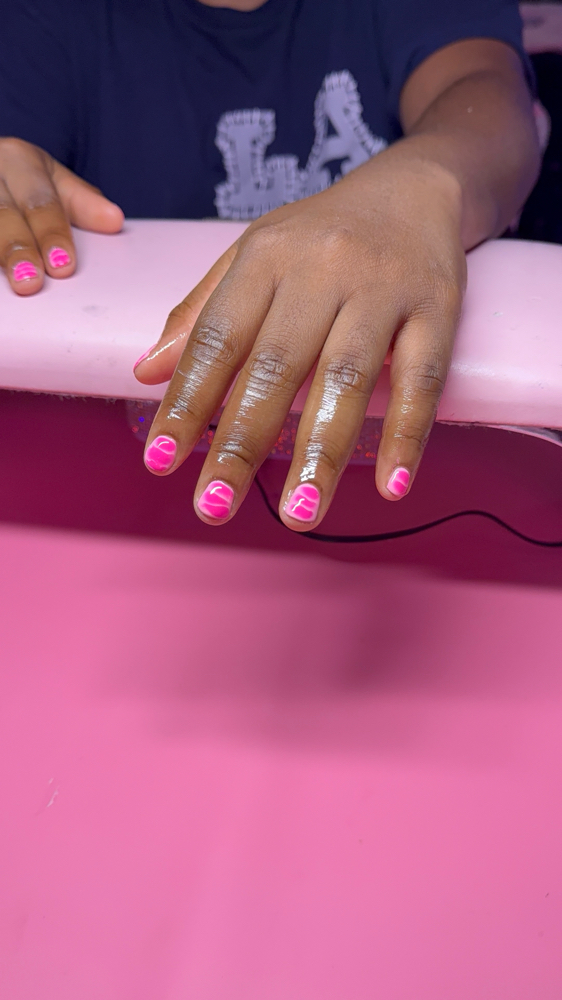 MANICURE