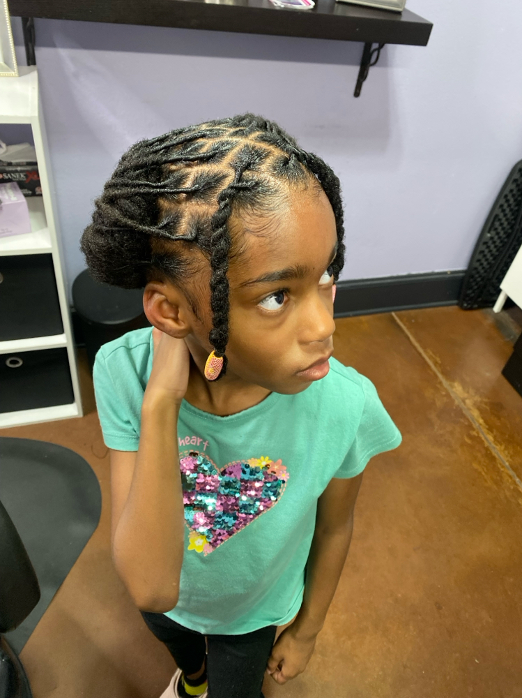 Kids Retwist W/Style (10 & Under) at HAIR BY DEE in Arlington, TX