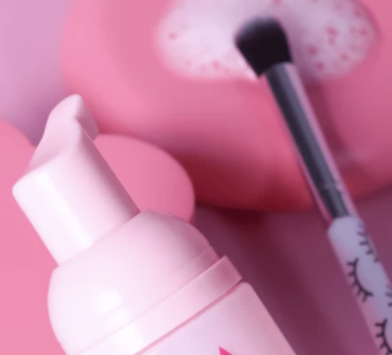 Lash Bath