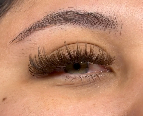 Brown Fullset at Lashesbyjay95 LLC in Sanger, CA