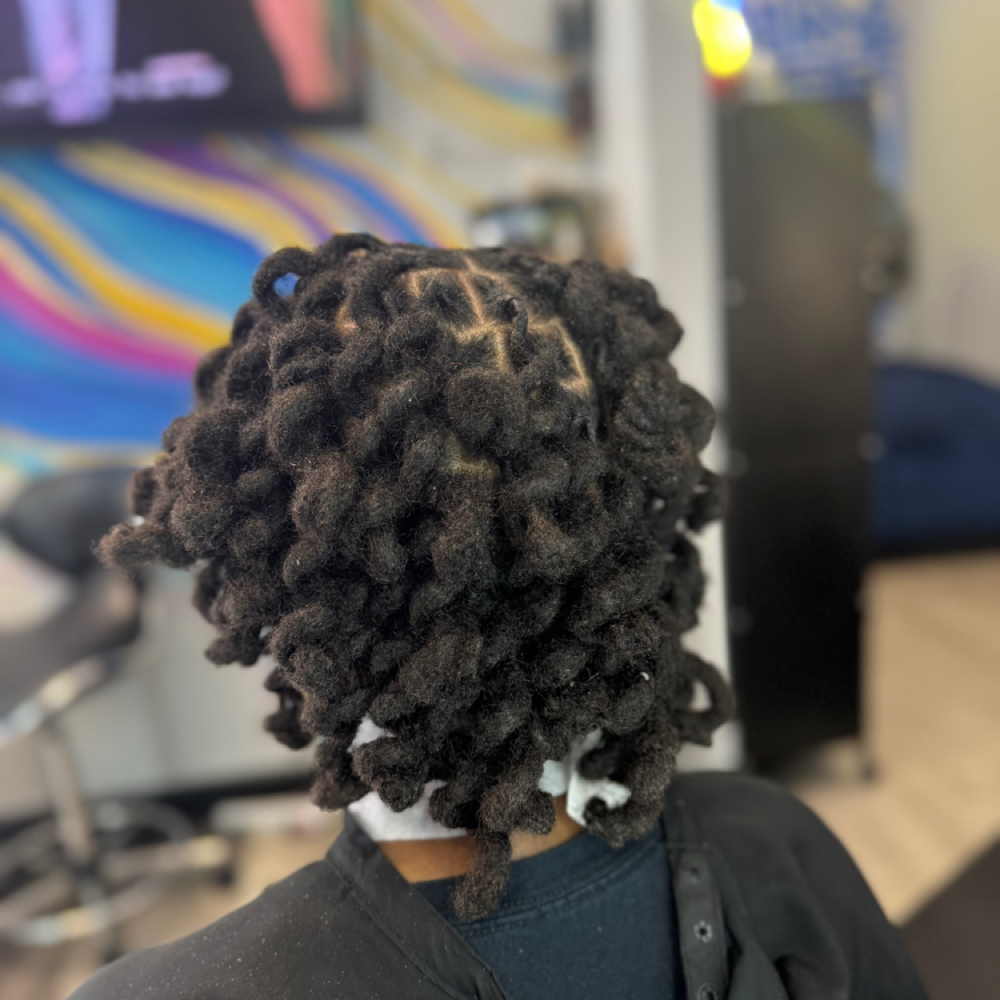 Loc Retwist And Rod Set at Royal Roots in Mount Holly, NJ
