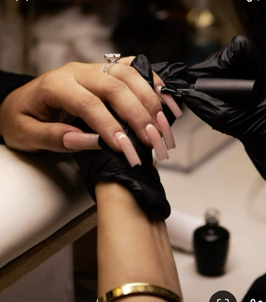 Collagen Manicure