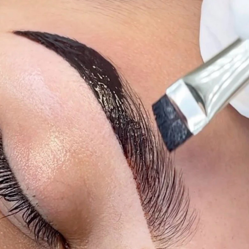 Brow Refresh at Dreamy Skin in Westerville, OH