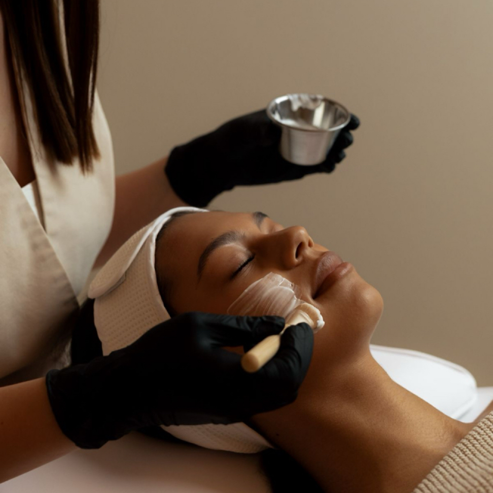 Acne Consultation + Treatment at Au Naturale Luxe in York, PA