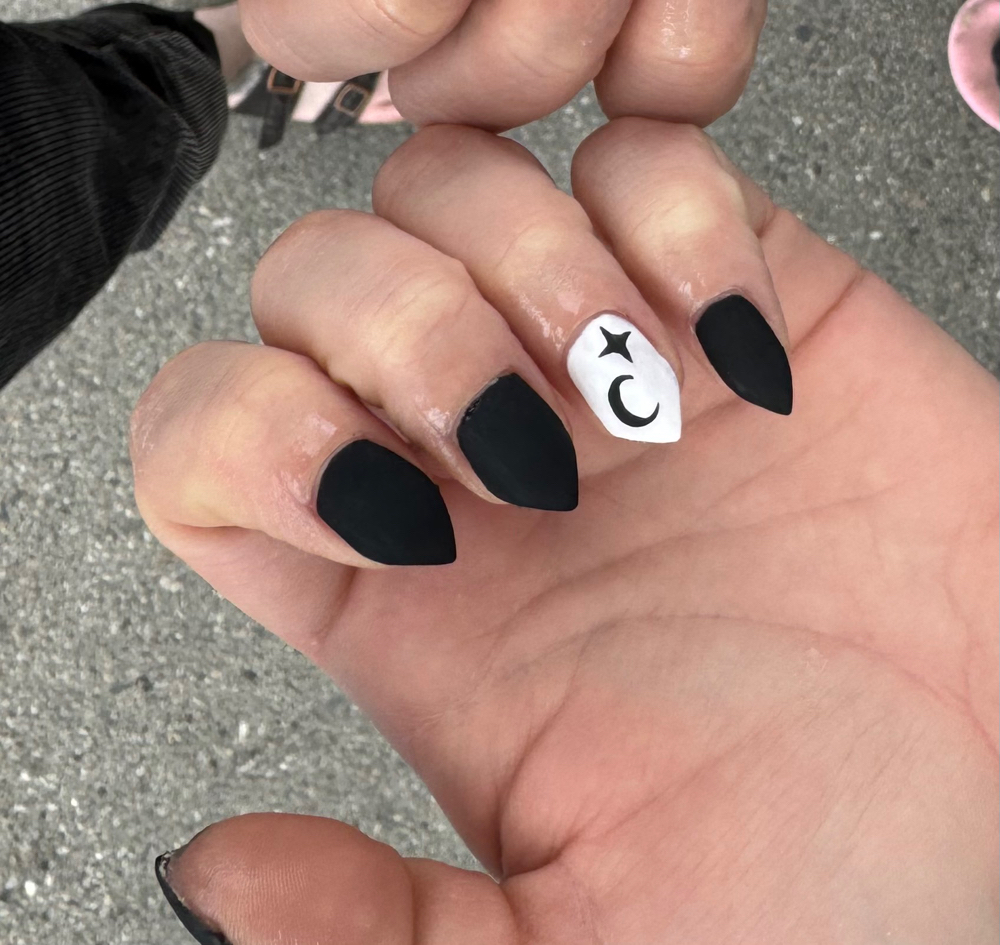 Gel Polish Mani
