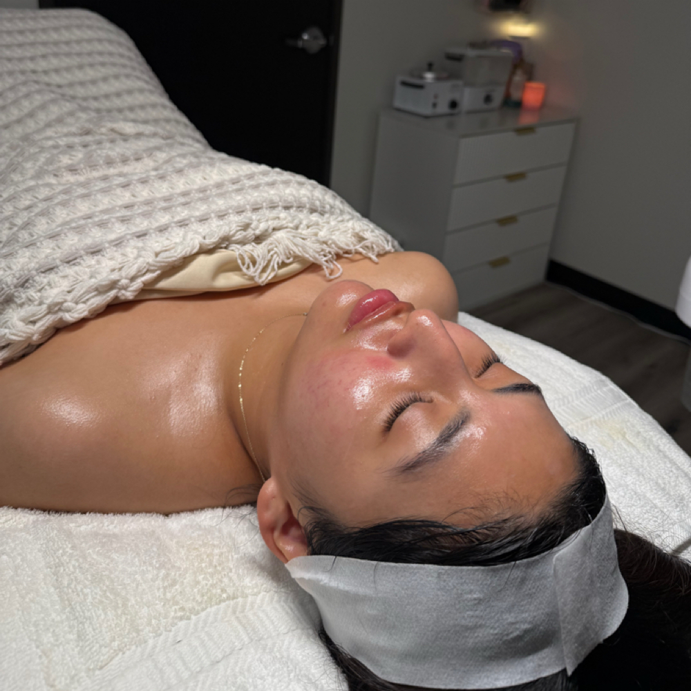 Dermaplane Maintenance at SKNFORM in Phoenix, AZ