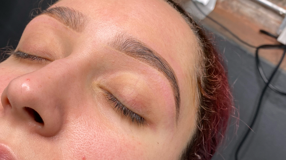 Luxury Henna Brows