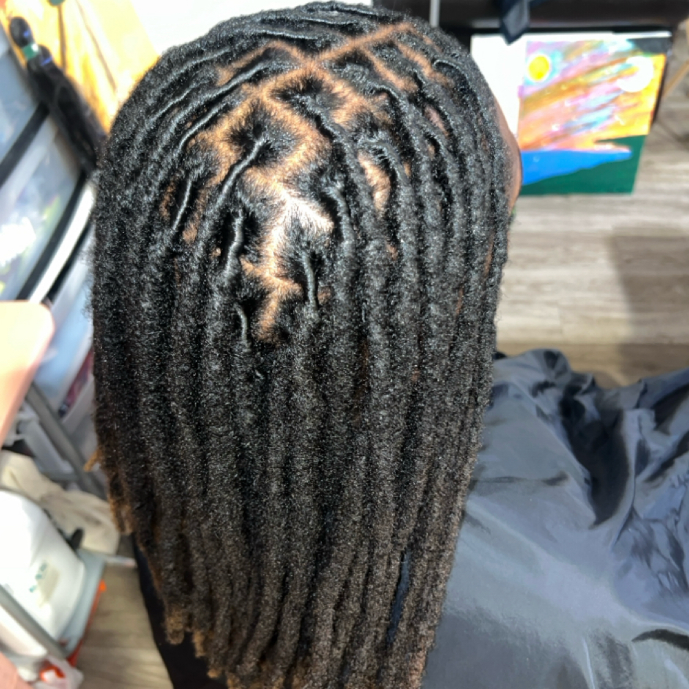 Loc Retwist at Luxx Marie in Charlotte, NC