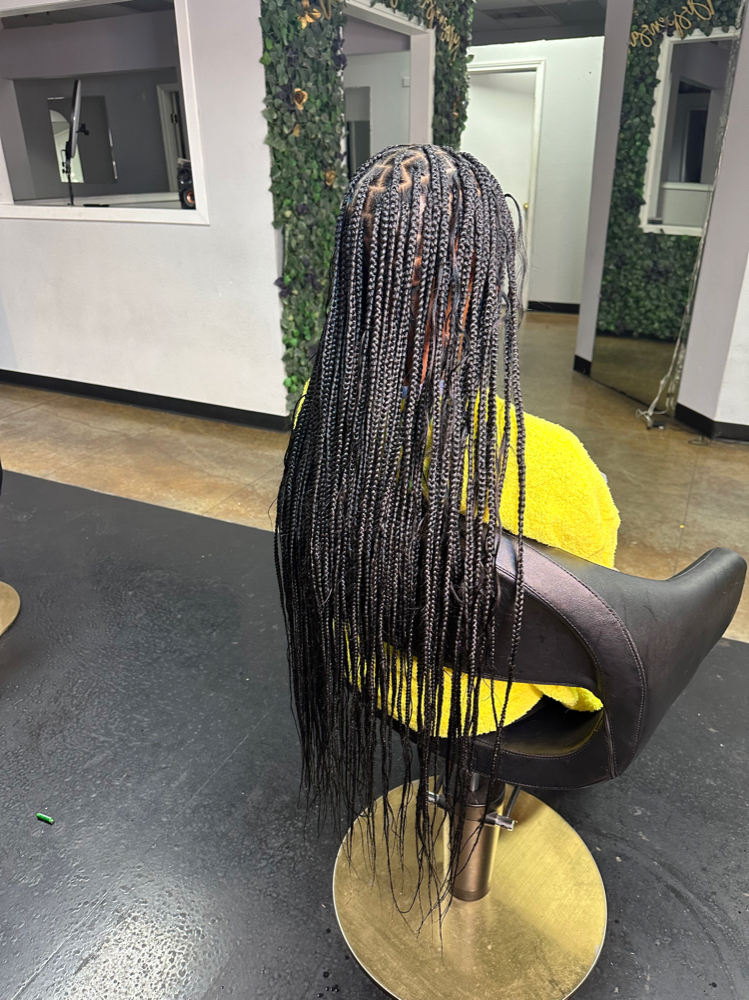 Small Knotless Braids