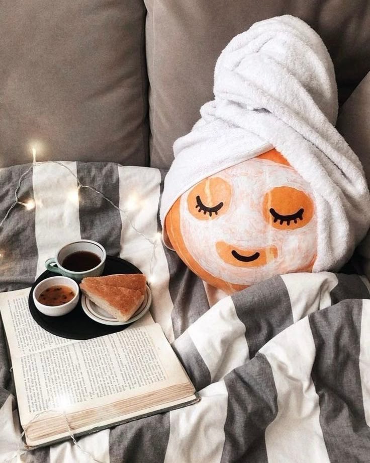 Pumkin Pie Facial Model 🎃