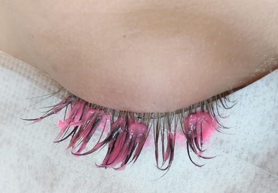 Lash Removal