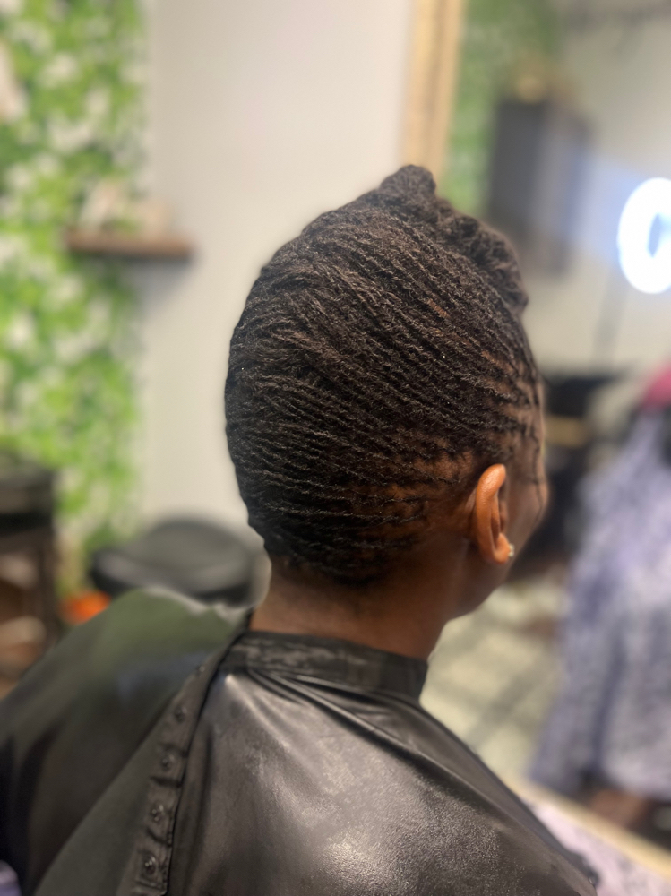 Microloc Retie And Shampoo at Ari Slaughter in Jenks, OK