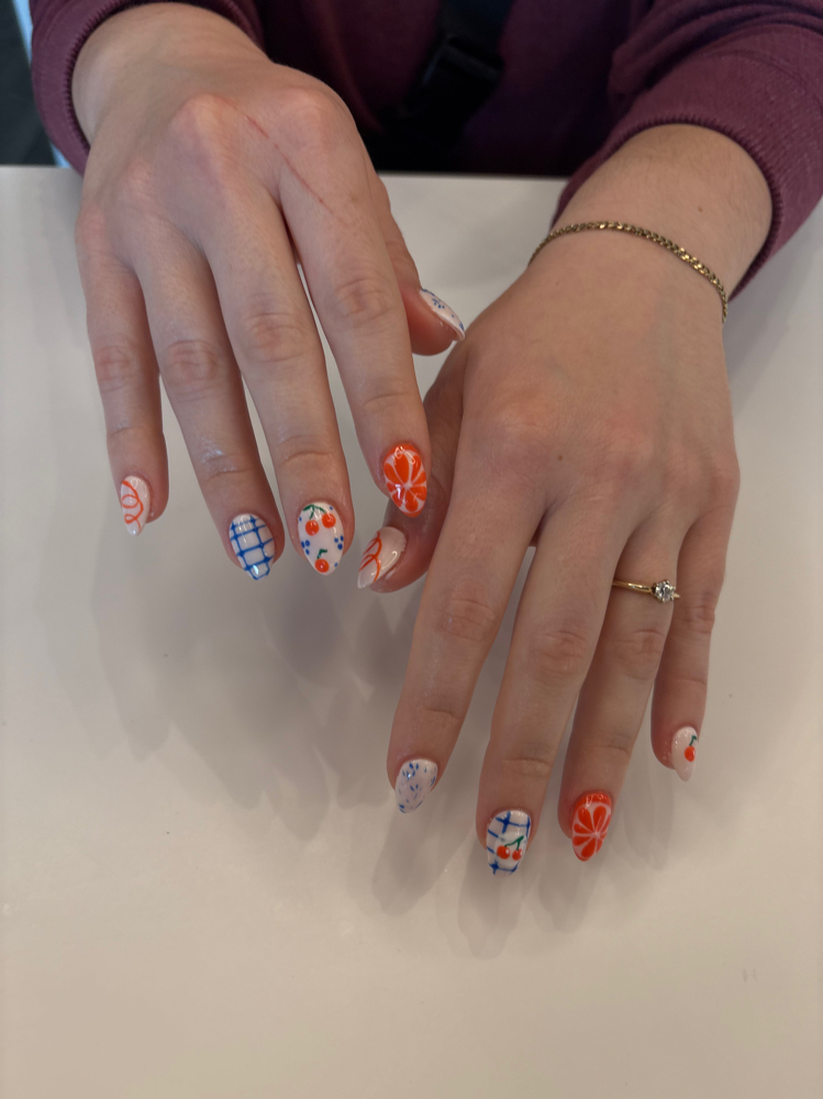 Polygel Manicure