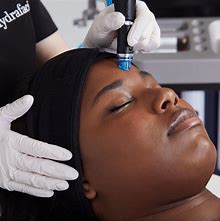 Hydra Facial With Dermaplaning