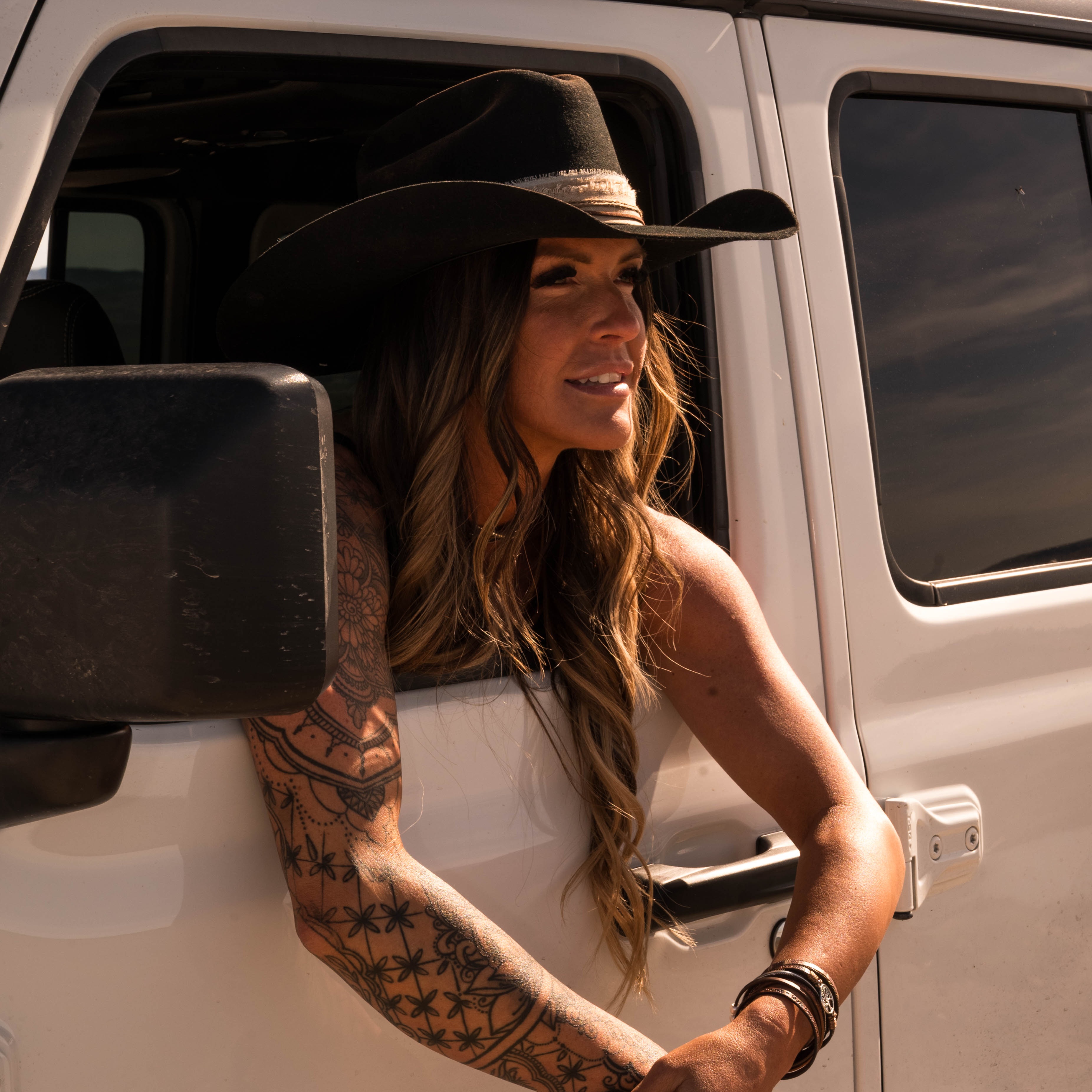 Mobile Bronze at Beach Bum Spray Tans in Rexburg, ID