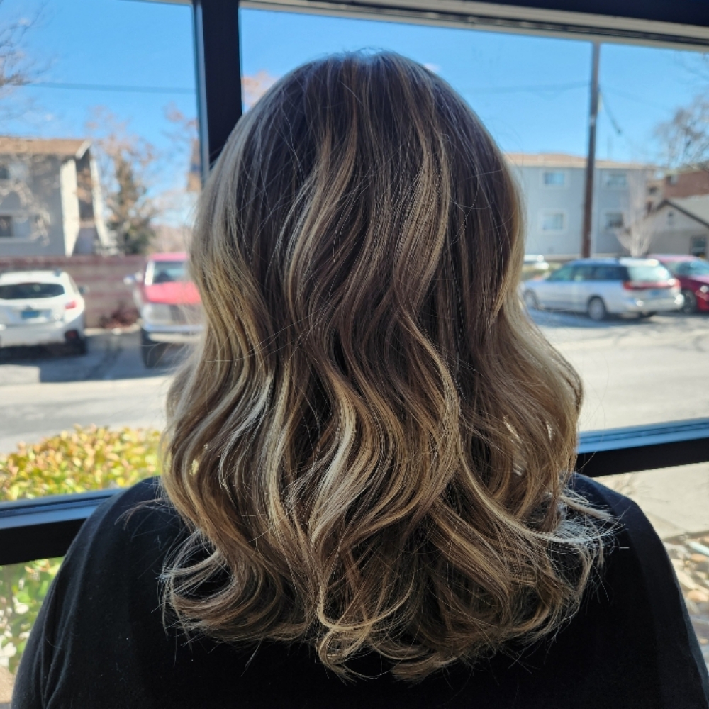 Partial Highlight With Roots at SC Beauty Company in Carson City, NV