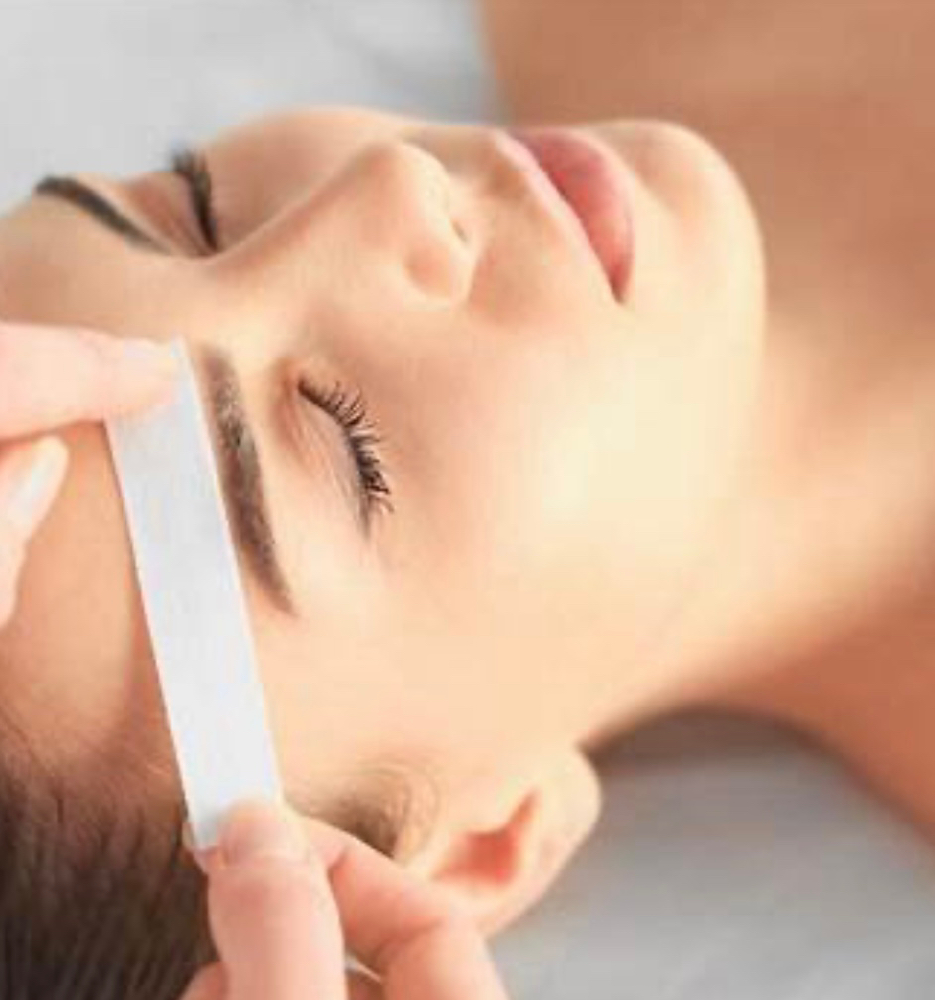 Eye Brow Wax