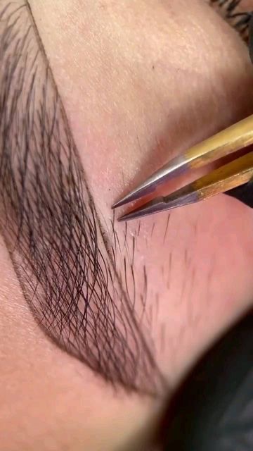 Eyebrow Design (Gabi) - Sobrancelhas Design