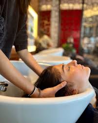 30min Head Massage & Style