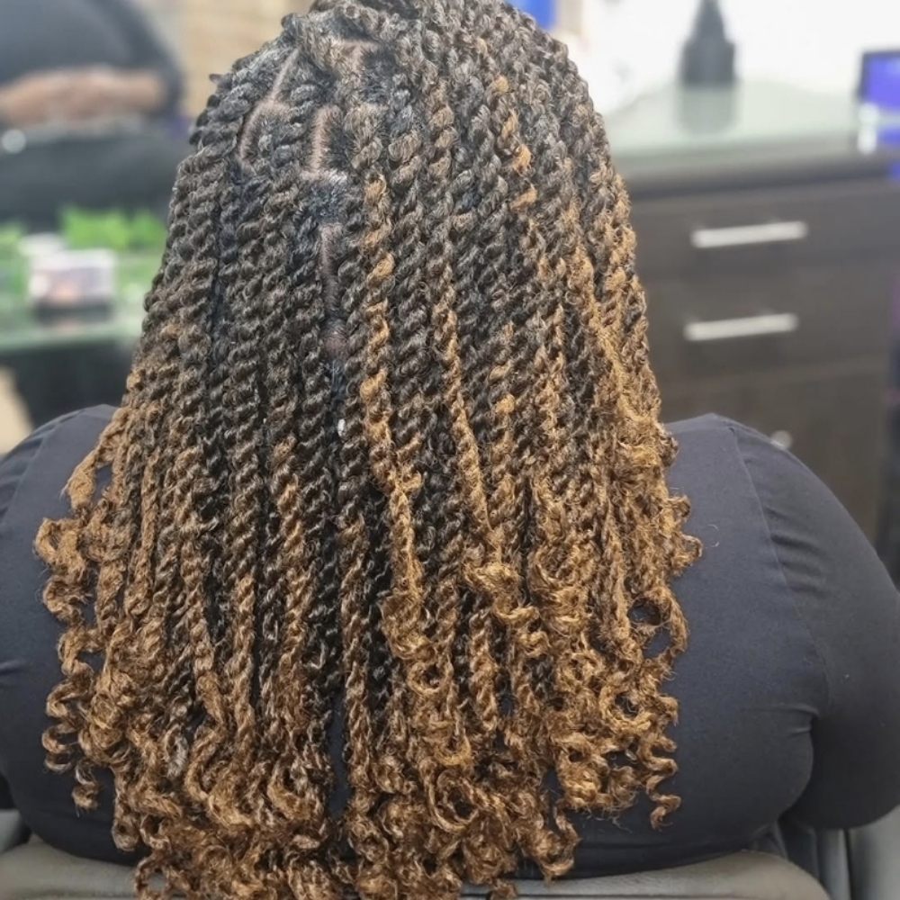 Kinky Twist (One Size) at Jaybraidsandwigs in Baytown, TX
