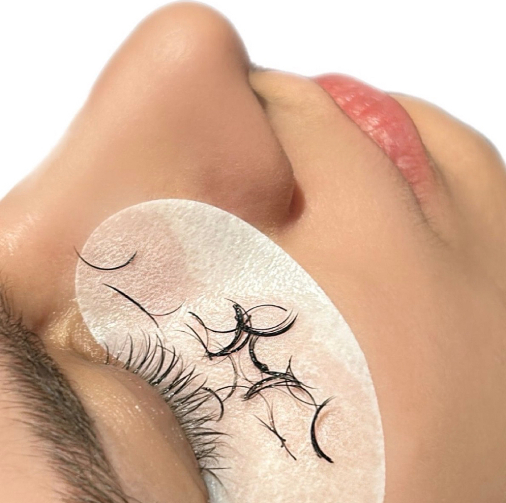 Lash Removal at The Beauty Gossip at V2 Beauty in Fresno, CA