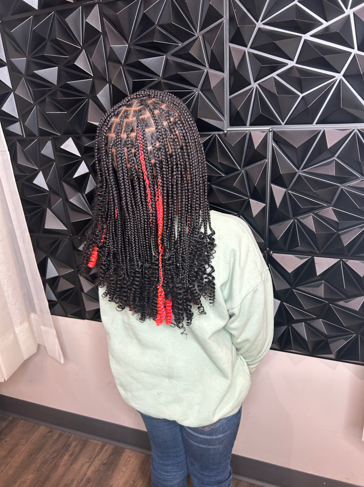 SMALL Knotless Braids