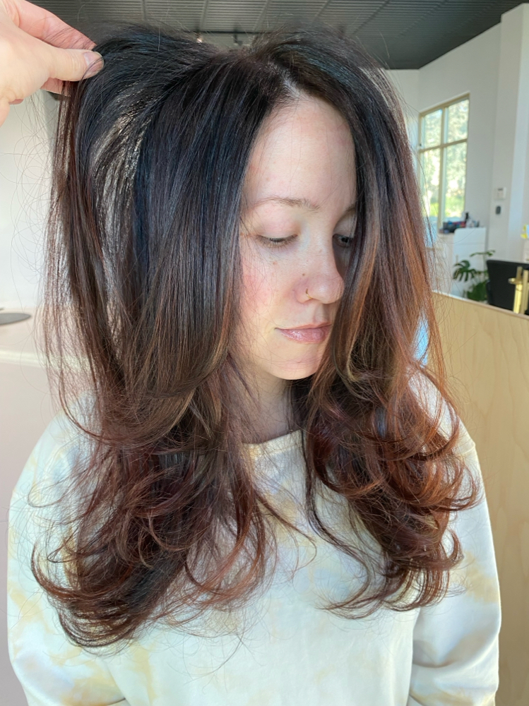 Haircut Blow Out/ Style