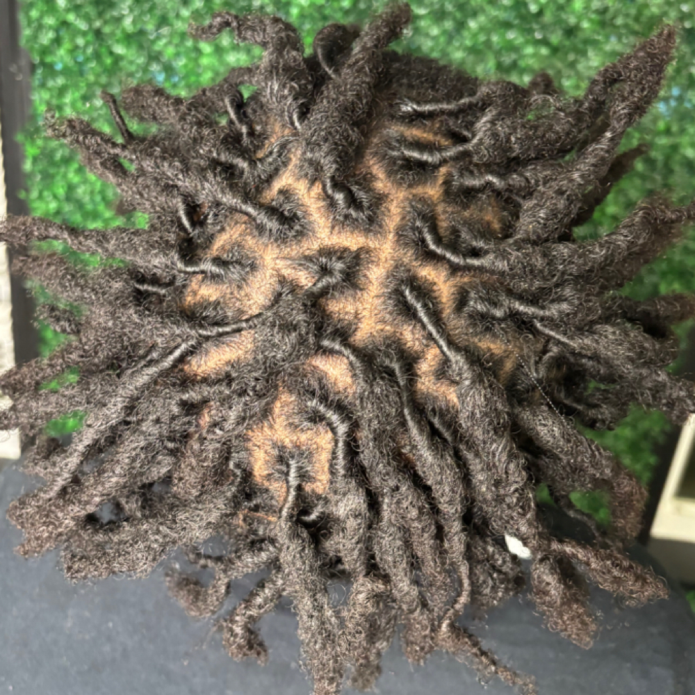 Loc Retiwst at Calvias Royale Nails & Esthetics by Kee LLC in Pensacola, FL