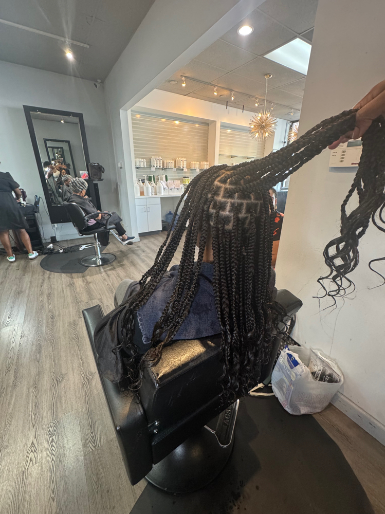 Medium Knotless Braids at ByGemJayla in Columbus, OH
