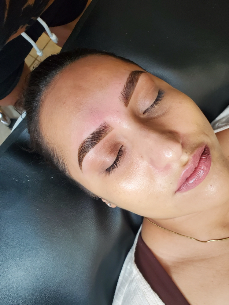 Brow Lamination & Wax