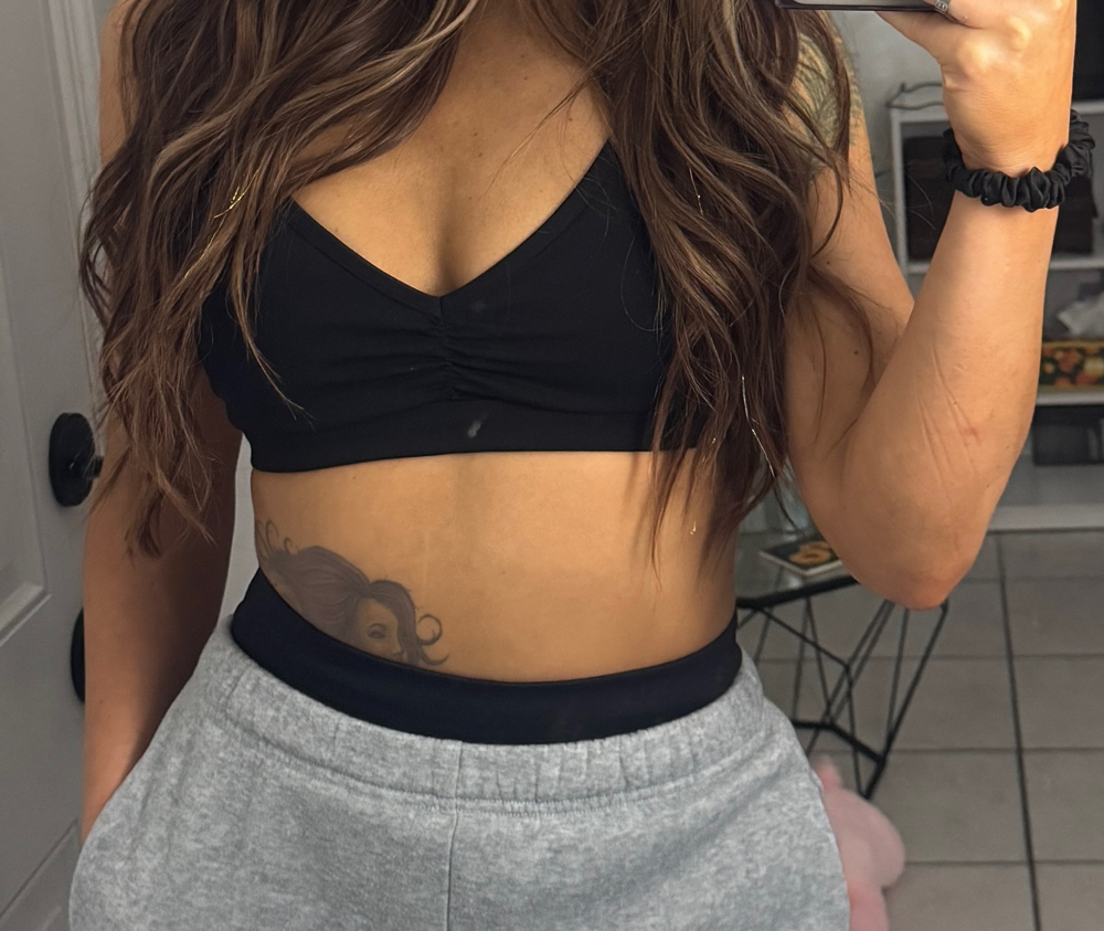 A Signature Glow at Soleil by J Signature Spray Tans in Seminole, FL