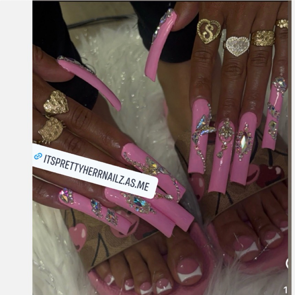 Long-XL Combo at Pretty Herr Nailz in York, PA