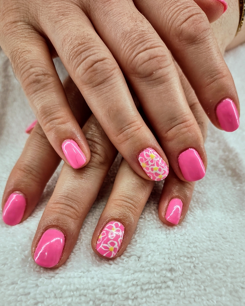 Simple Nail Art