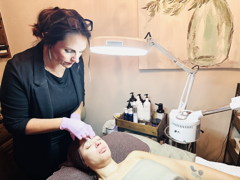 Chin Sugaring