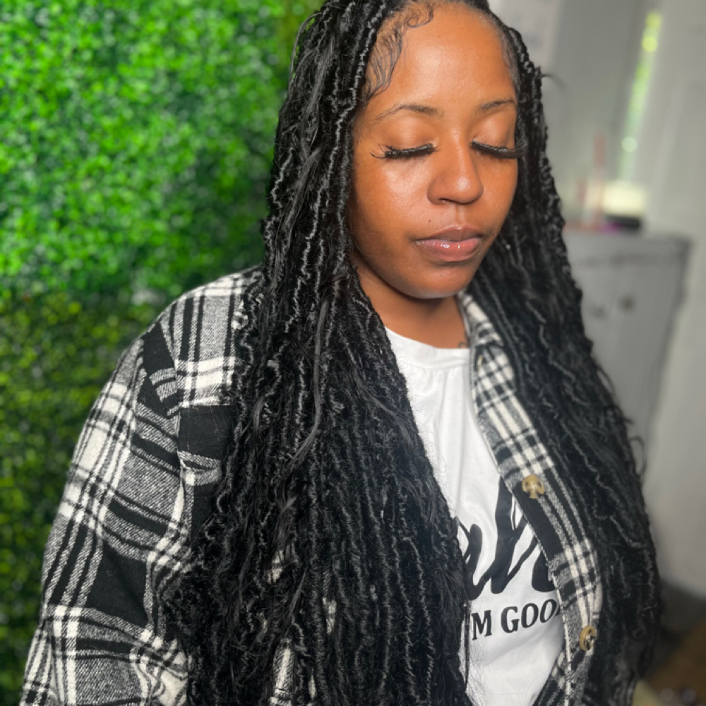 Waist Length To Butt at LOCSBYANURE LLC in Emeryville, CA