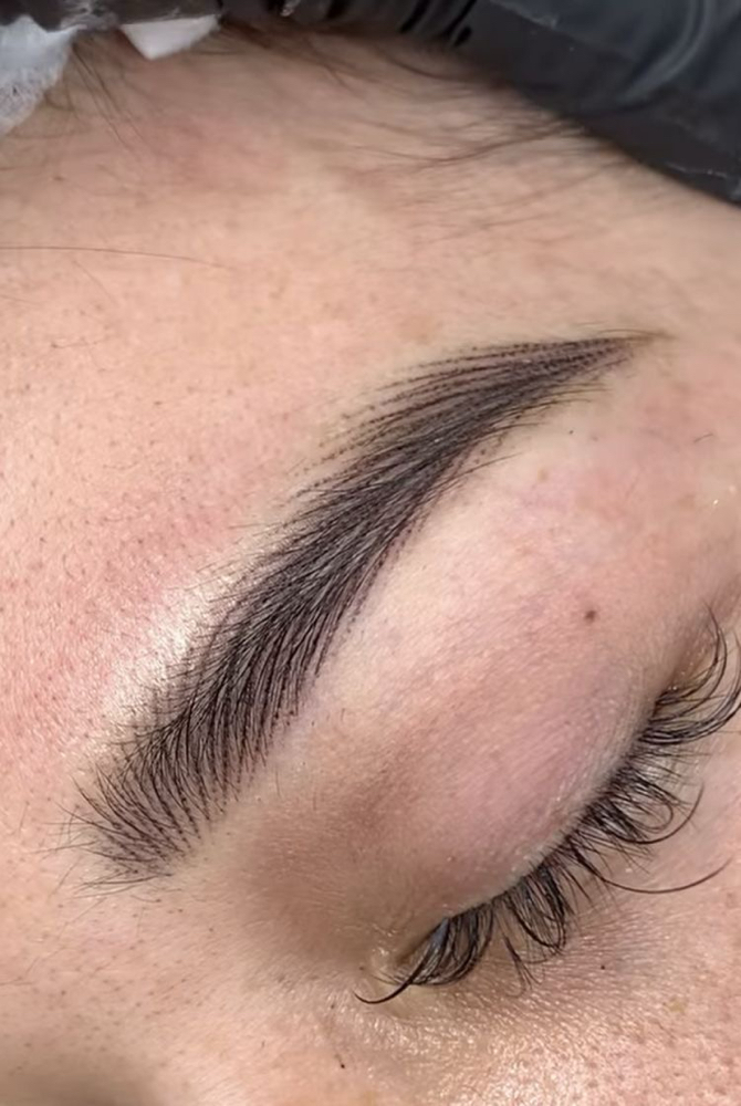 HAIR STROKE ( PMU )