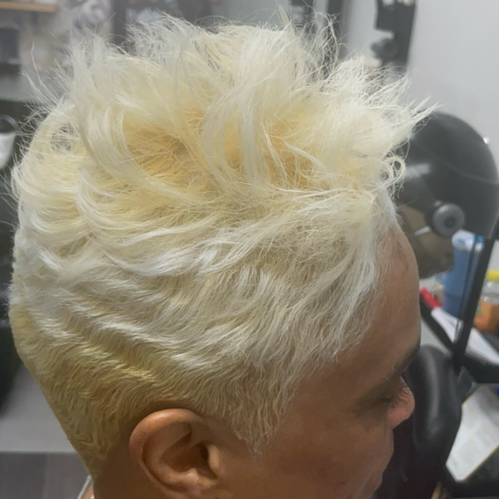 Bleach & Tone at Oceena @ OshunCreatives in Richmond Hts, OH