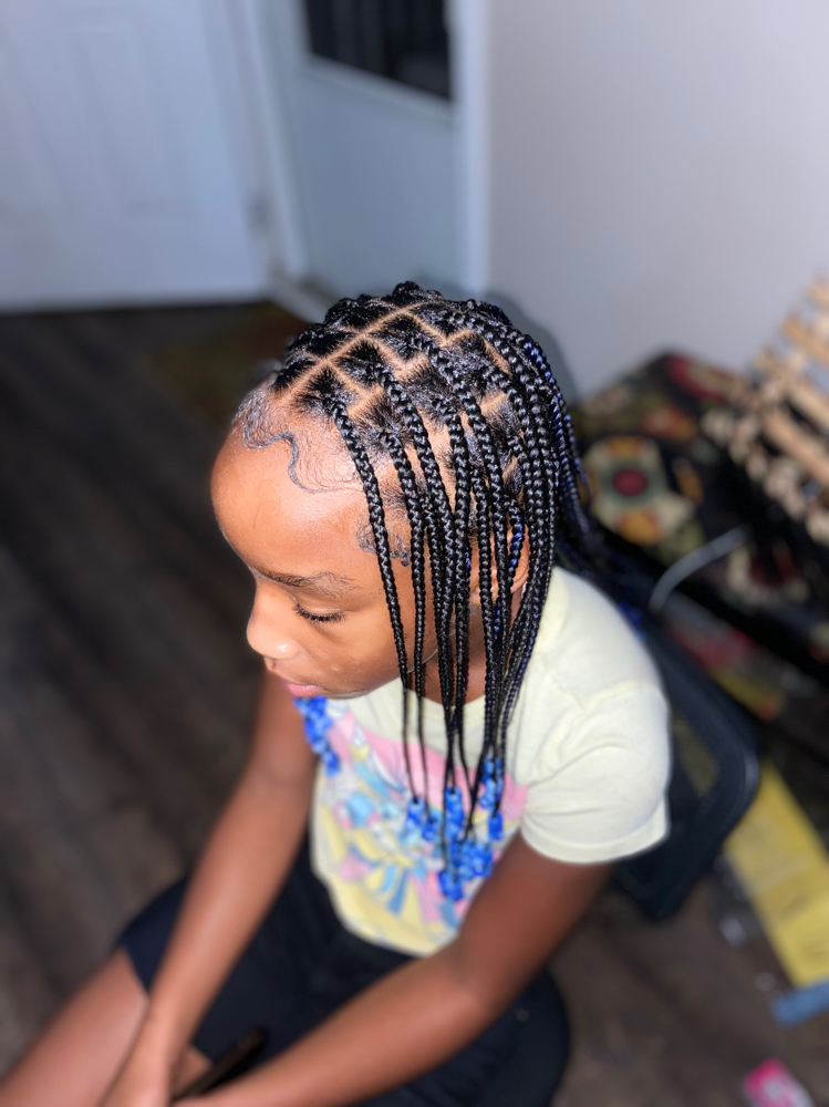 Little Girl Knotless 11&under