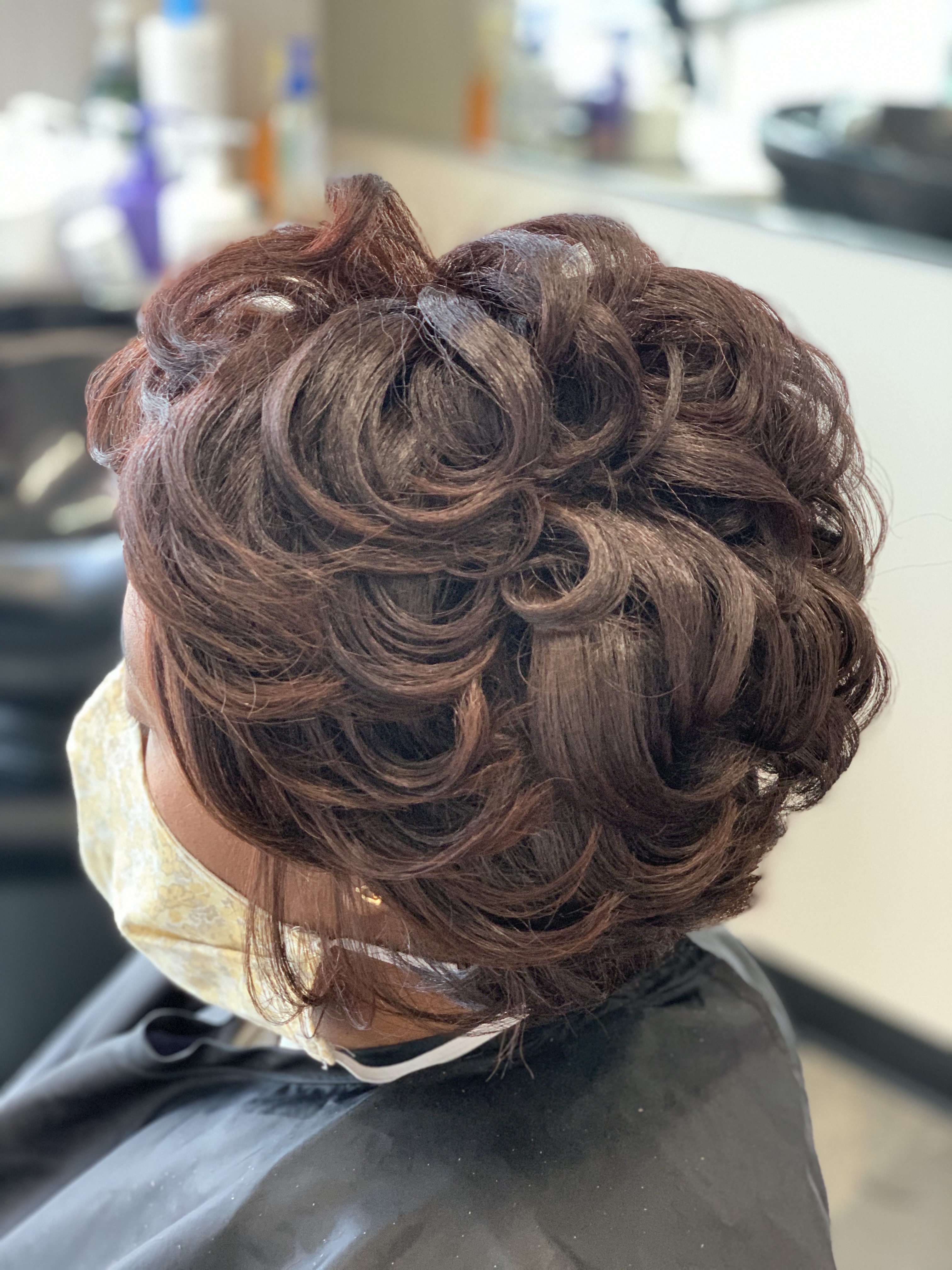 Wet Sets & Styles