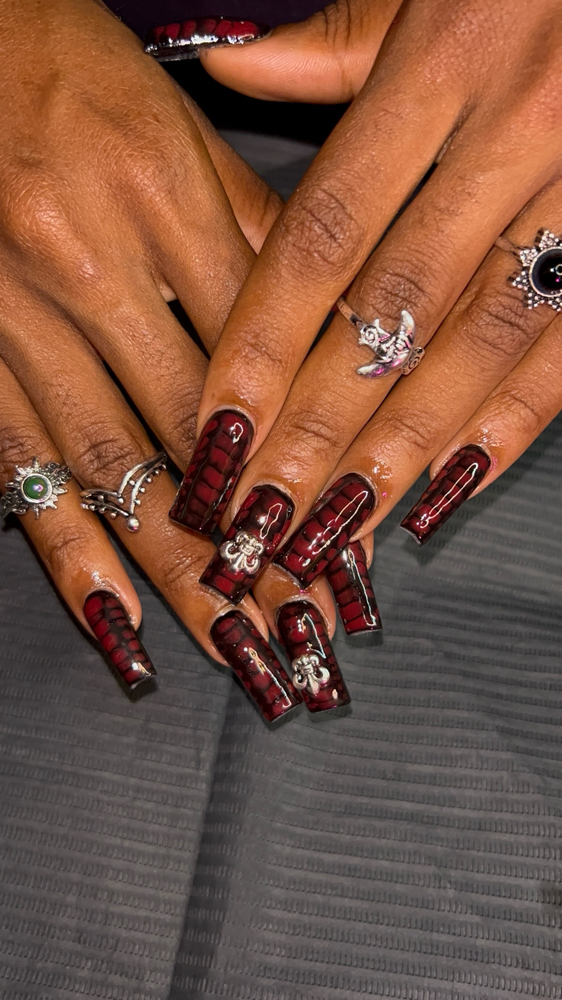 Deluxe Gems: ($7) Per Nail