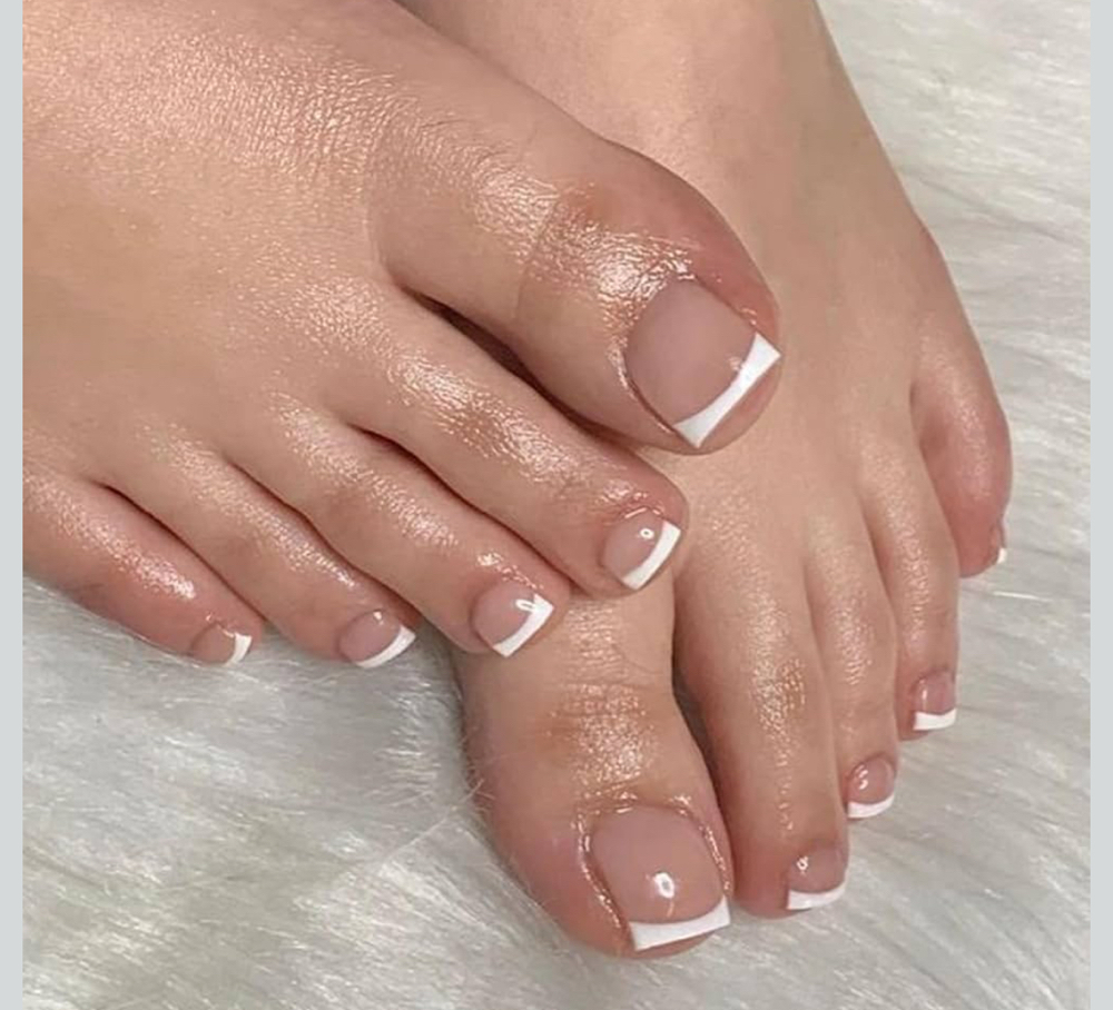 French Tip Pedicure
