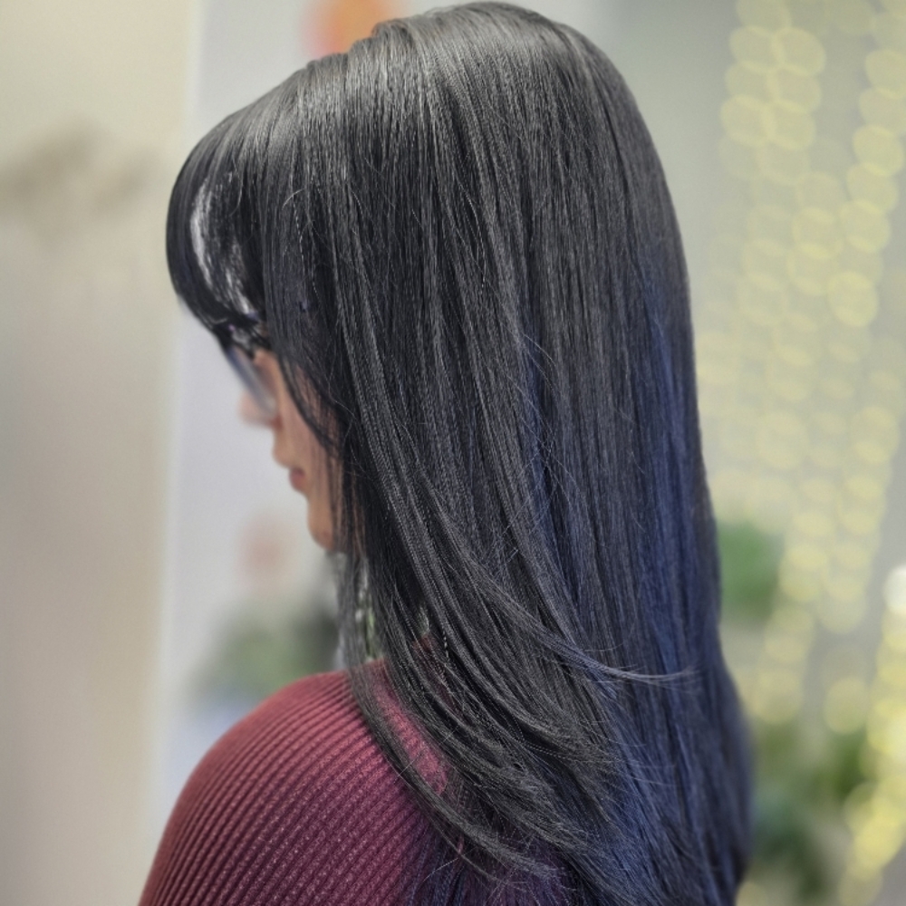 Signature Cut + Blowout + Deep Cond at Desert Glam Beauty Lounge in Albuquerque, NM