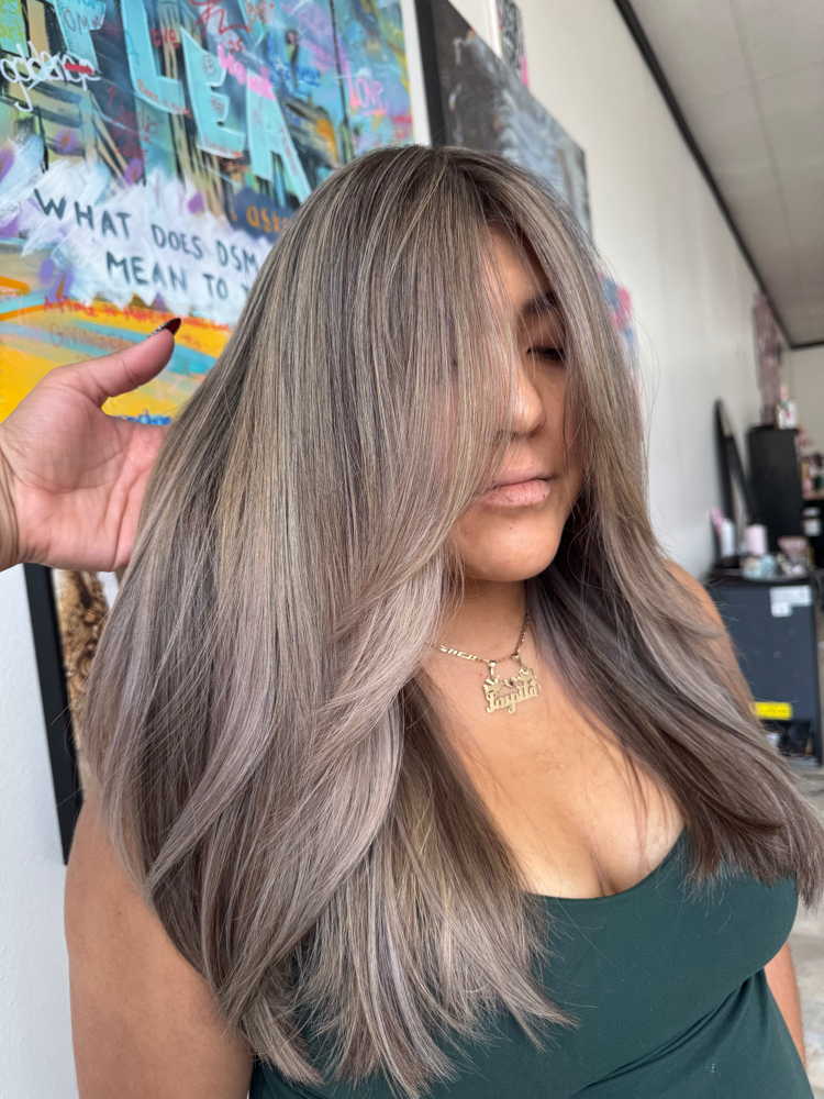 Blowout at MJ Haus Of Beauty in Des Moines, IA